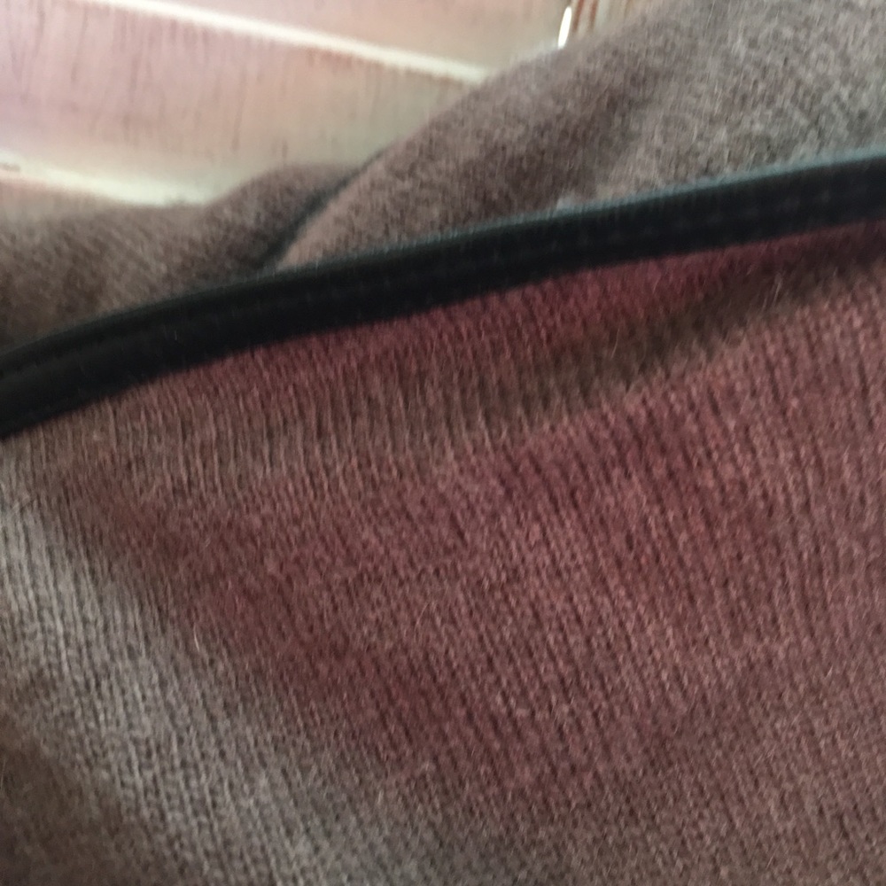 Sweater - Picture 3 of 3